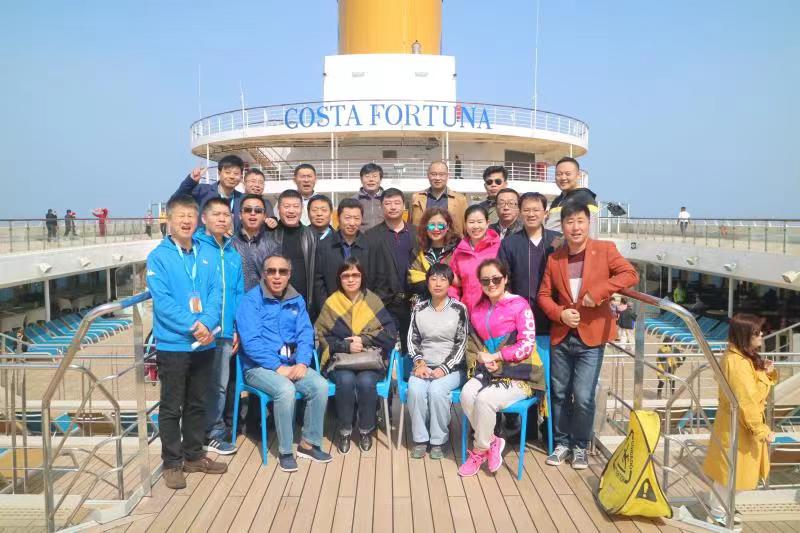 2017年十年老員工游輪留念 2017年十年老員工游輪留念